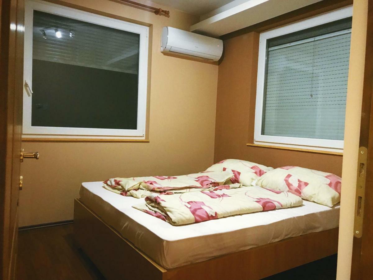 Happy Sun Medences Apartman Siófok Exterior foto